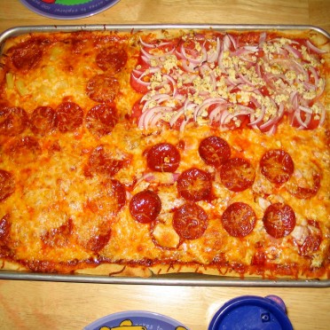 08 - Our homemade family pizza